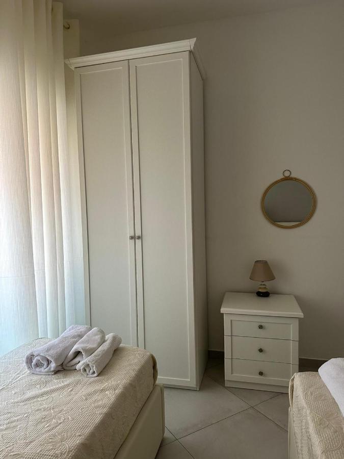 Days In Rome Hotel Bagian luar foto