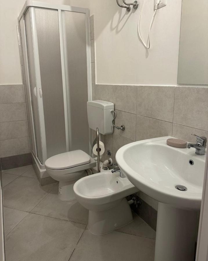 Days In Rome Hotel Bagian luar foto